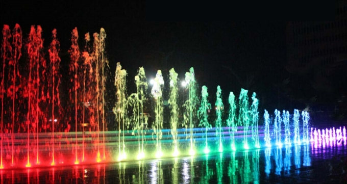 Acier inoxydable de la lumière 304 de piscine d'eau du fond de fontaine de LED, IP68, RGBW, 3 imperméables